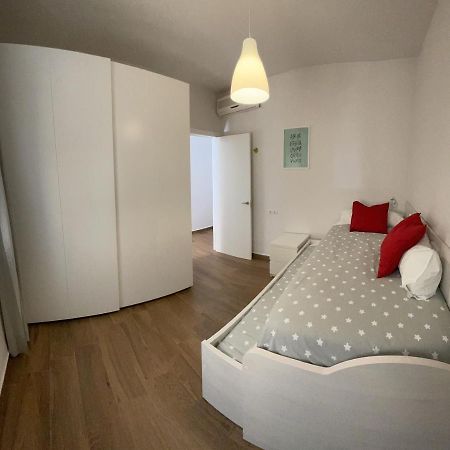 Triana Apartment Торемолинос Екстериор снимка